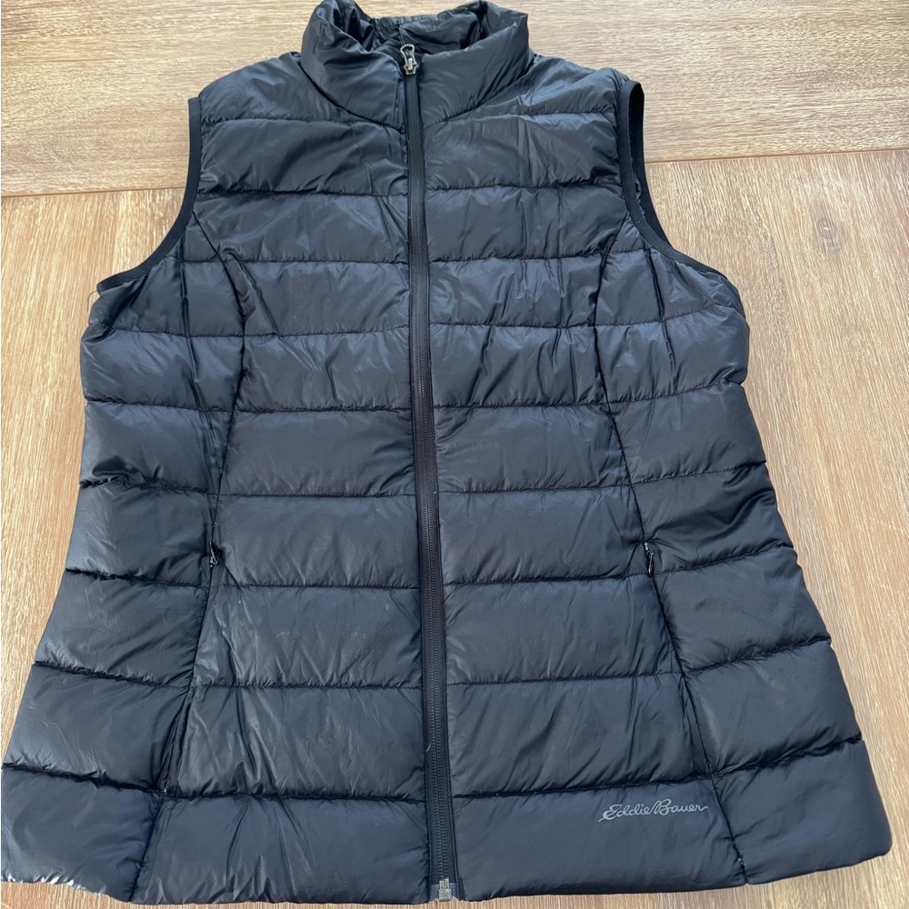 Women’s Eddie Bauer down puffer vest